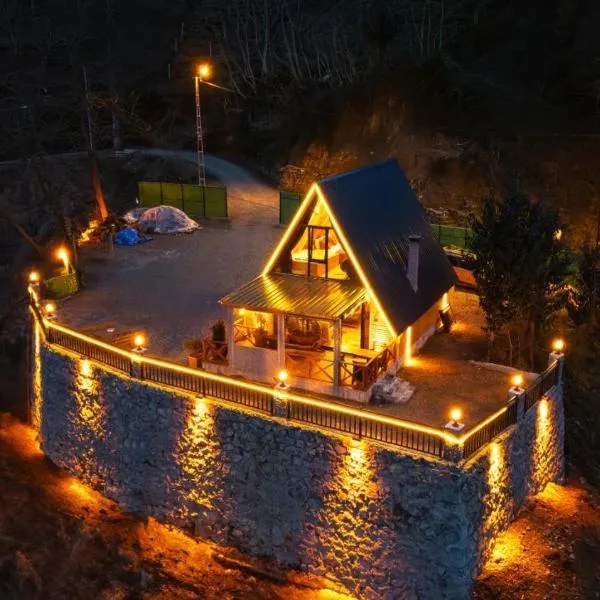 Rize में, होटल Tenta bungalov