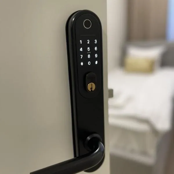 Airport-Bus - 13 North Studios - Comfort Apartment 7, Hotel in Tallinn