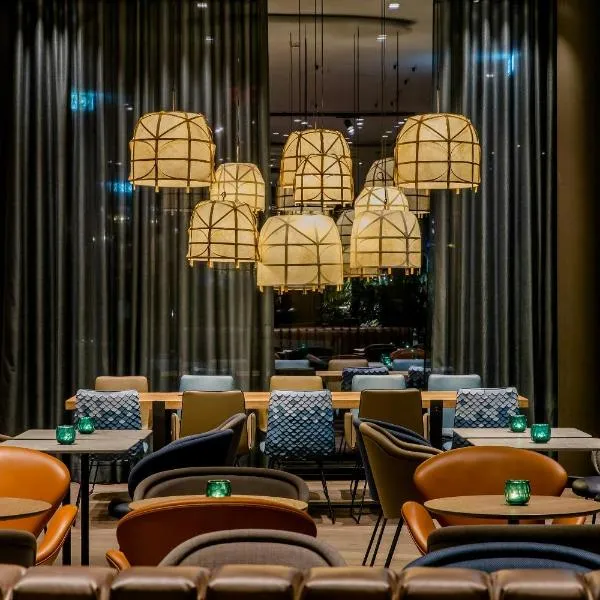 Motel One Bonn-Hauptbahnhof, hotell i Bonn