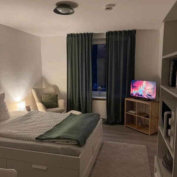 Vollständig möblierte Wohnung in zentraler Lage von Saarbrücken-Scheidt, hotel em Saarbrücken