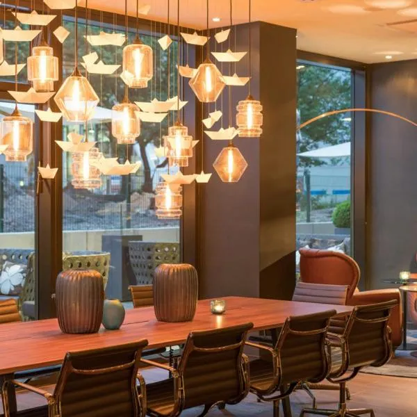 Motel One Hamburg-Alster, hotell i Hamburg