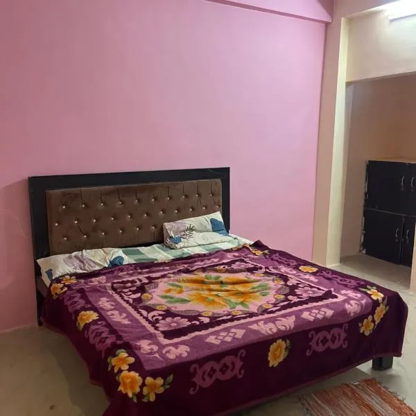 Hotel flamingo inn, hotel i Rewa