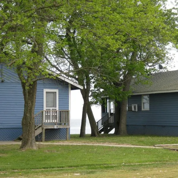 Virginia Landing Camping Resort Cabin 2, hotel a Quinby