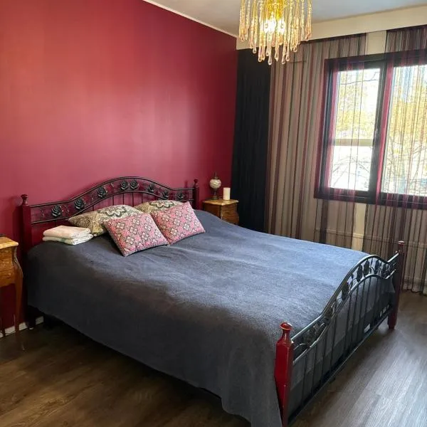 Homestay in modern apartment, hotel di Helsinki