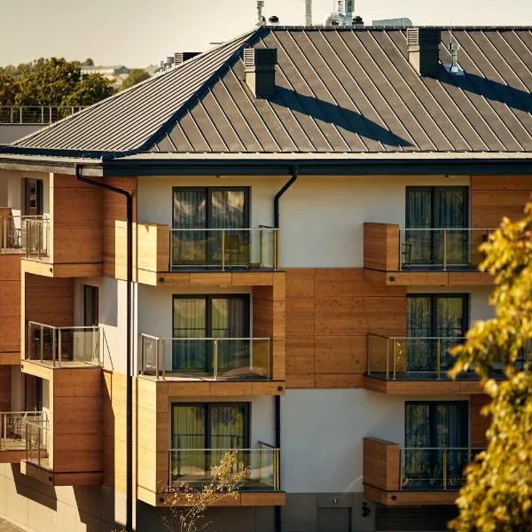 Bristol Aparthotel、ブスコ・ズドロイのホテル