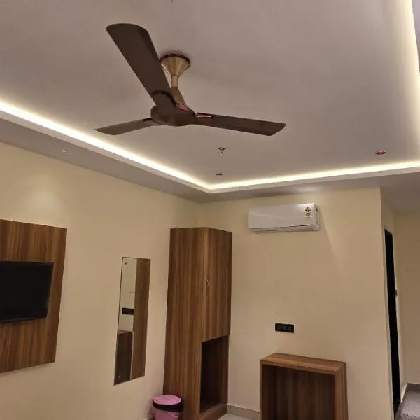 Hotel Sunrise โรงแรมในมูซัฟฟาร์ปูร์