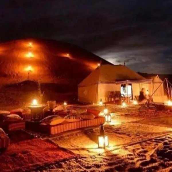Desert Berber Fire-Camp, hotell i Merzouga
