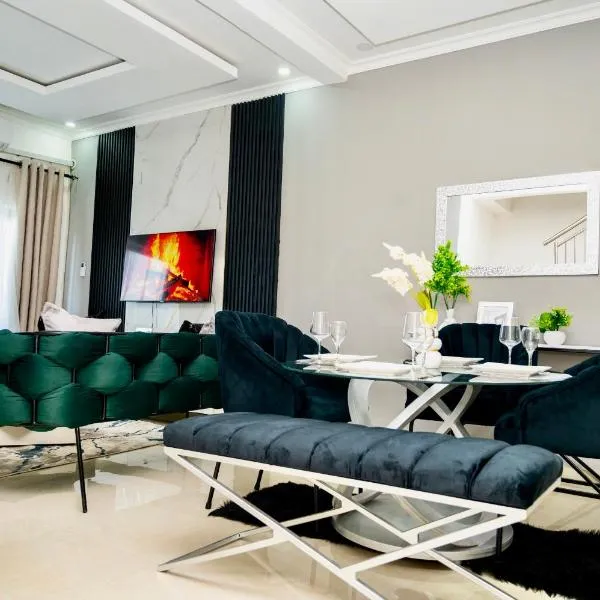 2nd street ibex Apartment, готель у місті Лусака