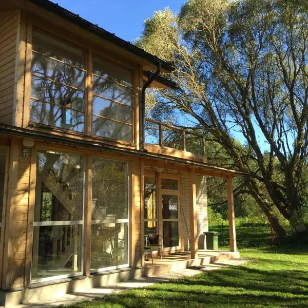 Mokko Lakehouse, ξενοδοχείο σε Kuremaa