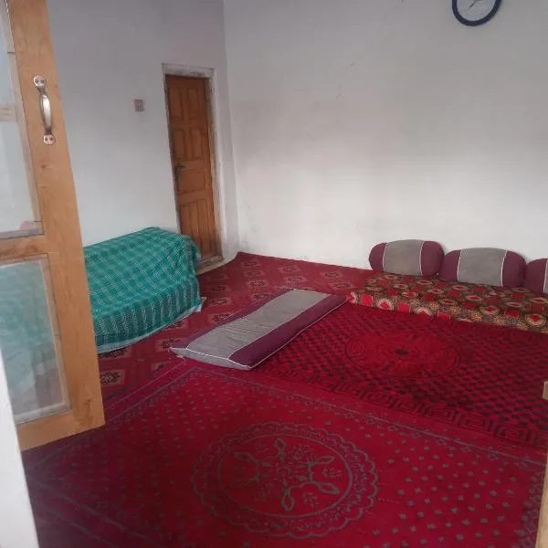 Azeem's Homestay, khách sạn ở Chitral
