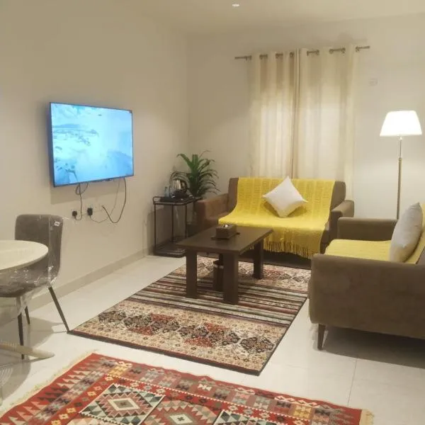 شقة فاخرة غرفة ماستر وصالة مريحة, hotell i Al Madinah