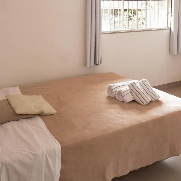 aeroporto e praia loft espaçoso, хотел в Витория