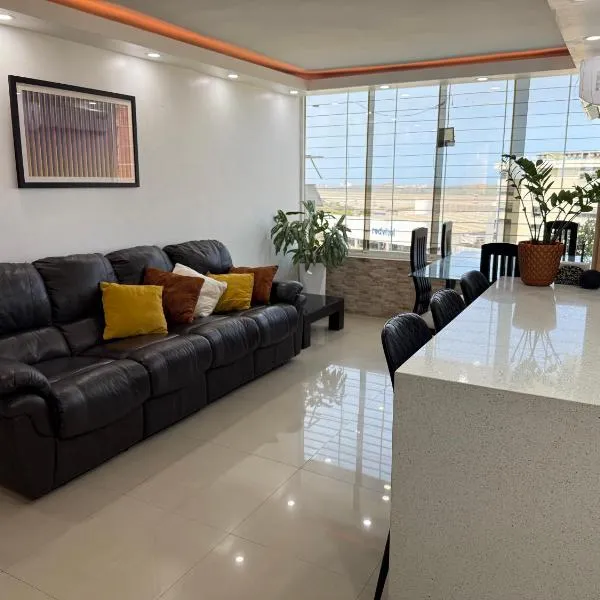 Apartamento frente al Aeropuerto de 2 habitaciones para viajes y tránsito en Aeropuerto Maiquetia, hotel v destinaci Catia La Mar