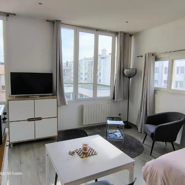 Studio lumineux centre ville, hotel in Le Havre