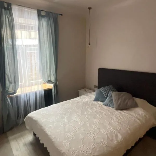 Viesnīca Indrānu iela Rīgā