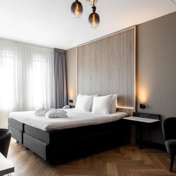 HOTEL ALKMAAR - Bar & Restaurant - Meeting & Events, hotel in Alkmaar