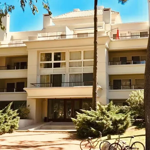 Departamento en Green Park, hotel in Punta del Este