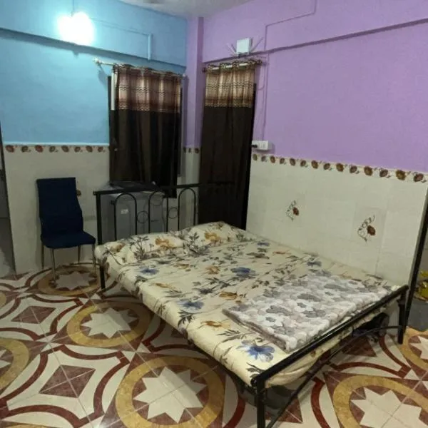 Flat in Navi Mumbai Pratamesh Sagar, hotel di Navi Mumbai