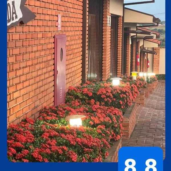 Status Motel Ourinhos, hotel en Ourinhos