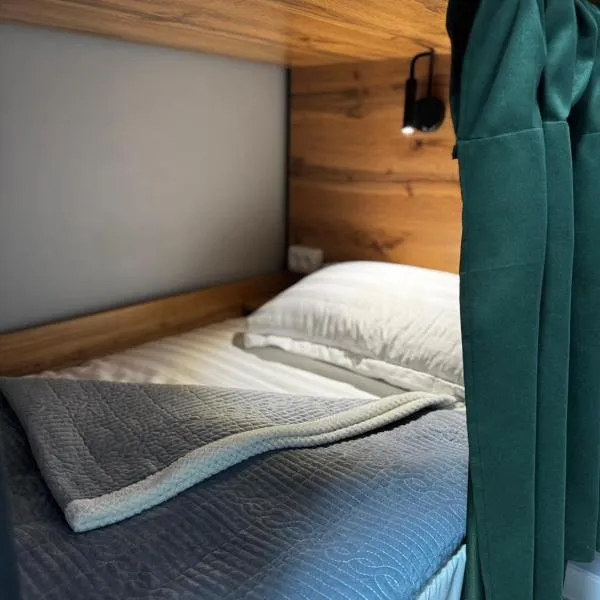 HOSTEL Q7 Almaty, hotel v destinácii Alma-Ata