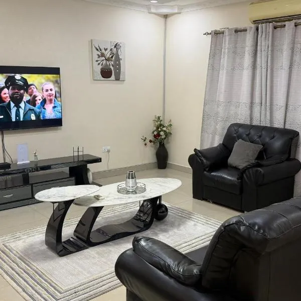 Artem Apartments - Apartment 3, hotel in Kitwe