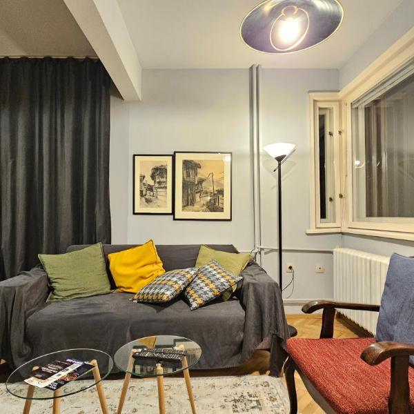 Cozy 2BD Apartment near Serdika Center - Fast Wi-Fi by Flat Mаnager, Sofia