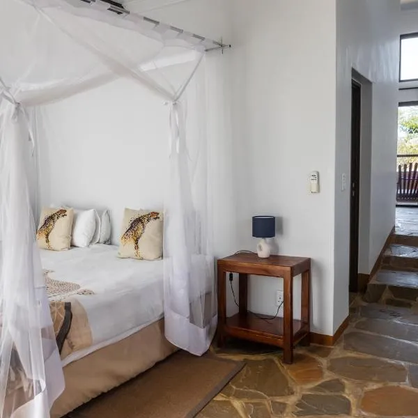 Cheetah View Lodge at Cheetah Conservation Fund, hotel en Otjiwarongo