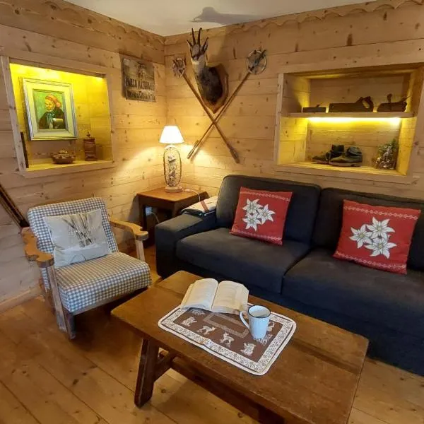 Maison Glarey Courmayeur CIR VdA 0023, hótel í Courmayeur