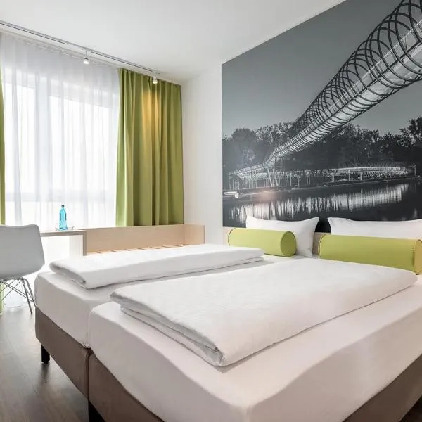 Super 8 by Wyndham Oberhausen am Centro, hotel v destinácii Oberhausen