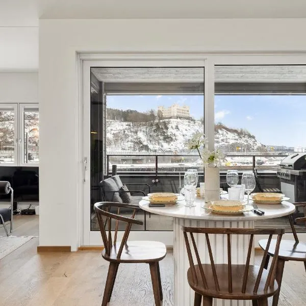 Unmatched Location - Front Row Fjord Apartment - 2 Bedrooms, hotel v Oslu