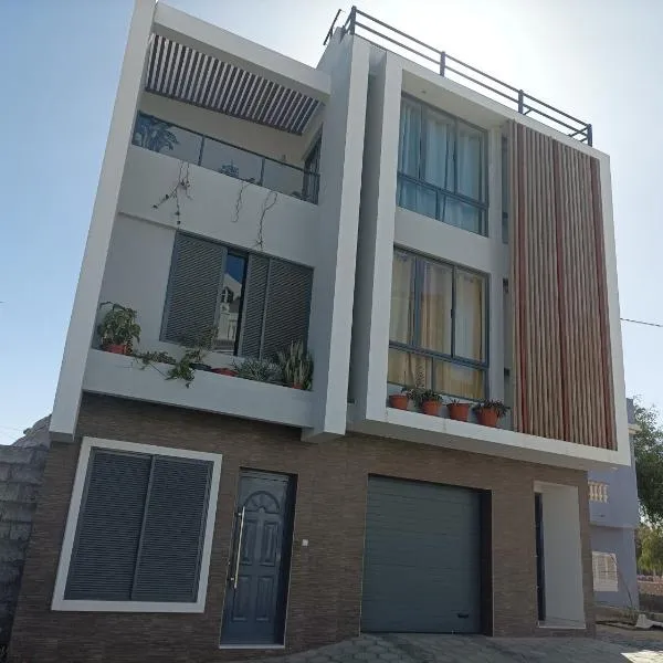 LBranco, Hotel in Porto Novo