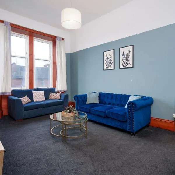 Family and Group Stay 2BR by Park Sleeps 7, hotel a Glasgow