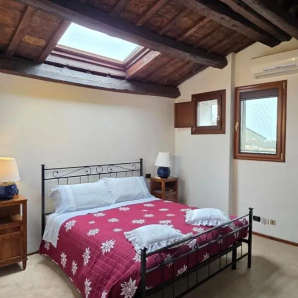 Skyline Virgilio SUITE sottotetto vista MARE，聖馬力諾的飯店