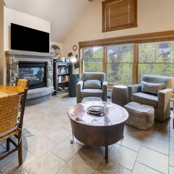 Jackpine & Black Bear Condos by Vail Resorts, hotel em Keystone
