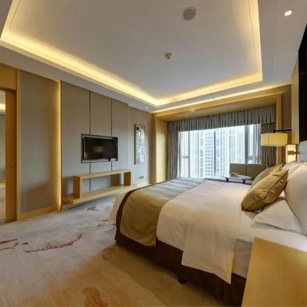 Xincheng hotel, готель у місті Цзуньї