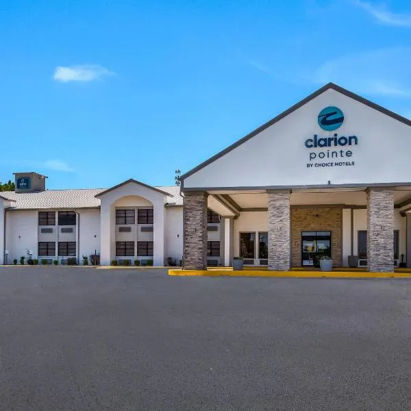 Clarion Pointe Marshall, hotel Marshallban