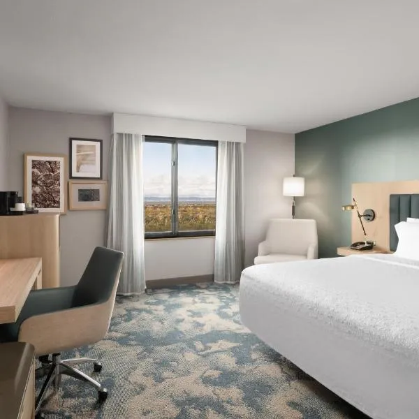 Hampton Inn & Suites Oakland Airport-Alameda, hotel em Alameda