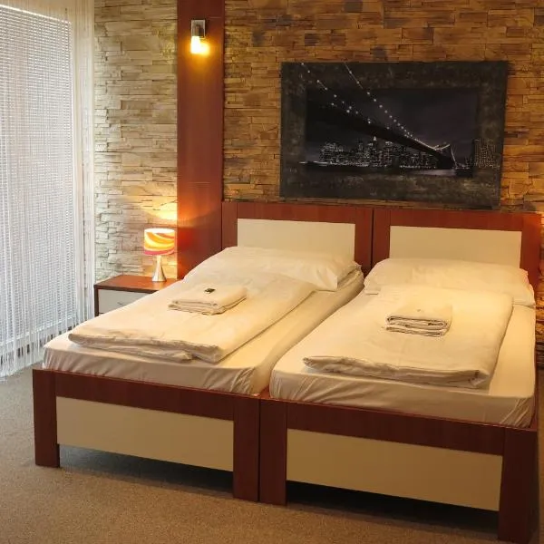 Hotel 21, hotel v Bratislave