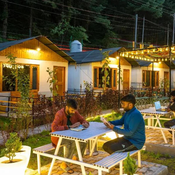 The Hosteller Kasol, Riverside, hotell i Kasol