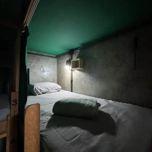 Book a bed Jacumã, hotel em Conde