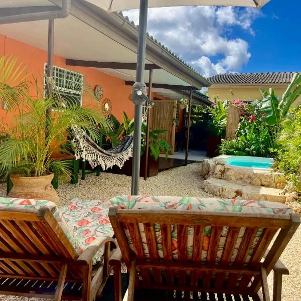 Tropical Appartment & Studio Curaçao, hotel in Sint Michiel