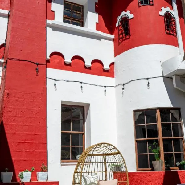 Club 27 - Hostal, Cafe & Spa, hotel a Santa Ana