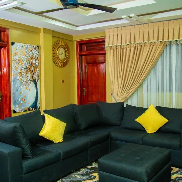 Opheboat Villa and Cuisine Services, hotel u gradu Akra