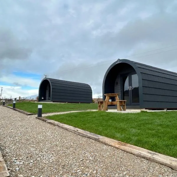 Hilltop Glamping, hotel i Ardara
