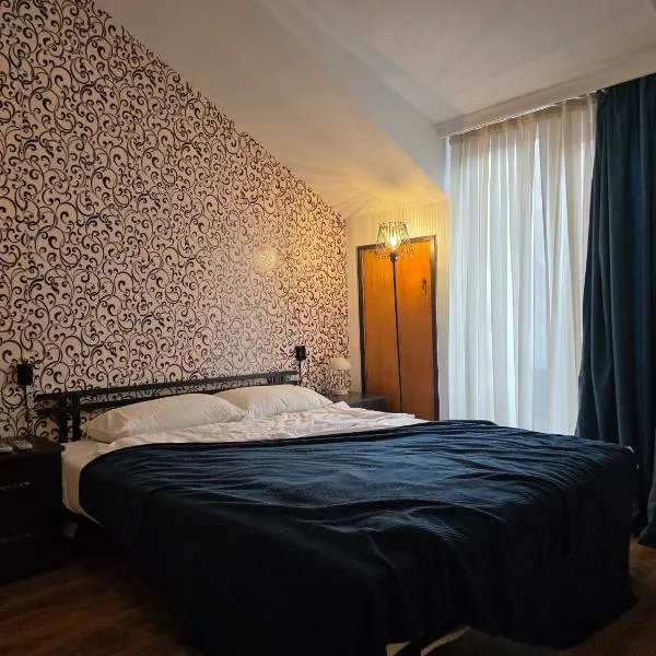 Urban House, hotel a Batumi