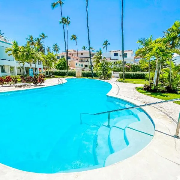Viesnīca Bavaro Beach Condo-HOTEL with VILLAS & Suites WIFI BBQ Beach CLUB & SPA Puntakanā