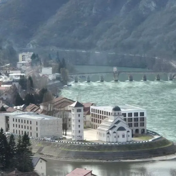 Hotel Andrićgrad, hotel em Višegrad