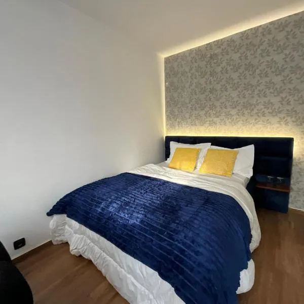 FK studio, hotel in Abidjan