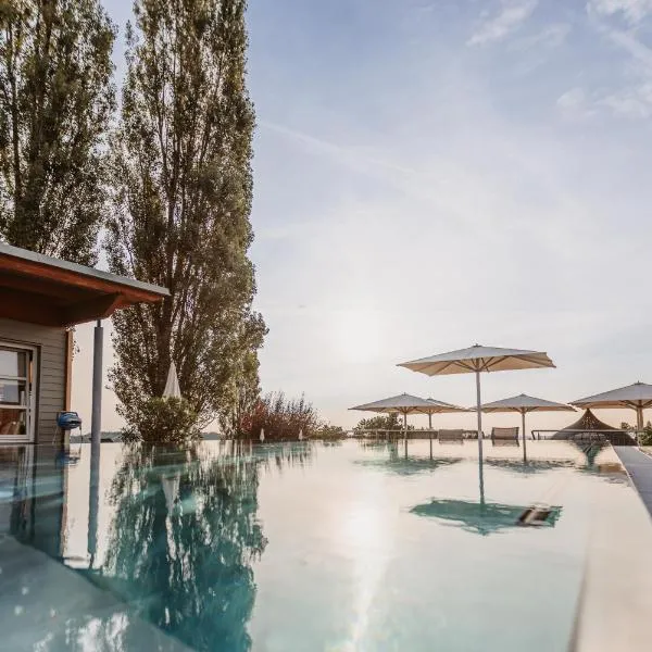 Tschermonegg "Wohnen beim Wein", отель в городе Sulz