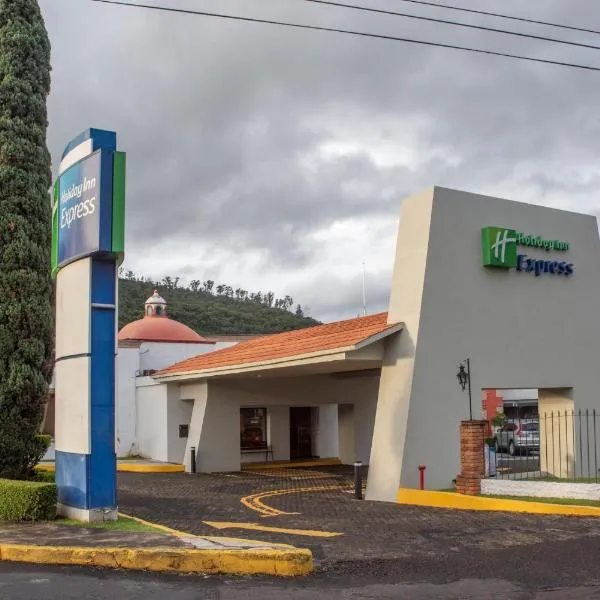 Holiday Inn Express Morelia by IHG, hotel di Morelia